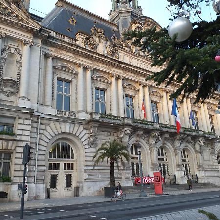 Appartement Au Calme, Avec Parc Prive, 50M Du Tram Tours Kültér fotó